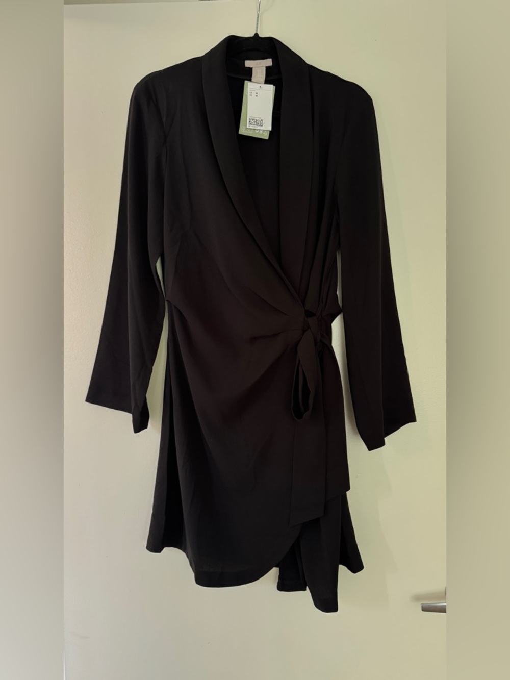 H&M Black Long-Sleeve Wrap Dress